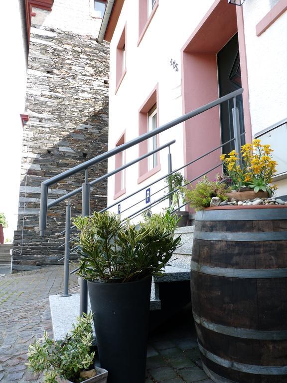 Ferienwohnung & Apartment Am Steinbrunnen Brauneberg Buitenkant foto